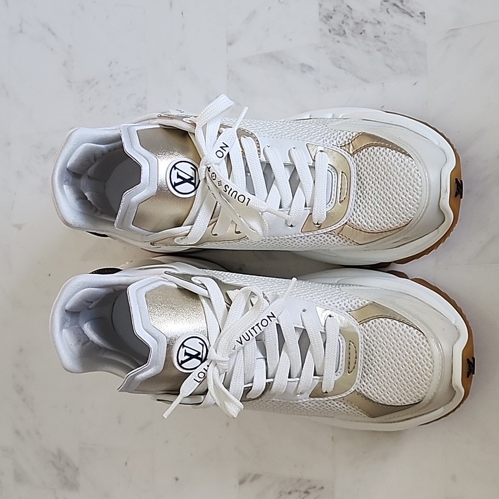 Louis Vuitton  size 37 athletic shoes